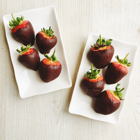 Chocolate Covered Strawberries Nutritionist Gut Health.jpg